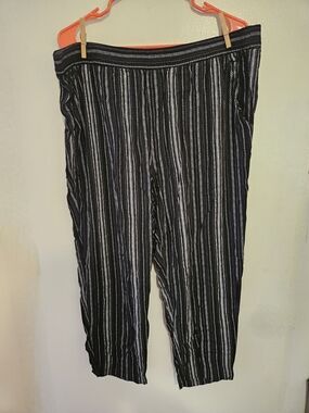 Jessica Simpson Black and Gray Striped Wide-Leg Pants
